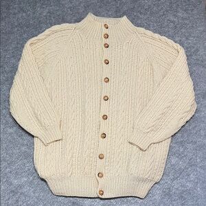 Handknit Cream Cable Knit Wool Cardigan with Pockets Yarn Point Crafts